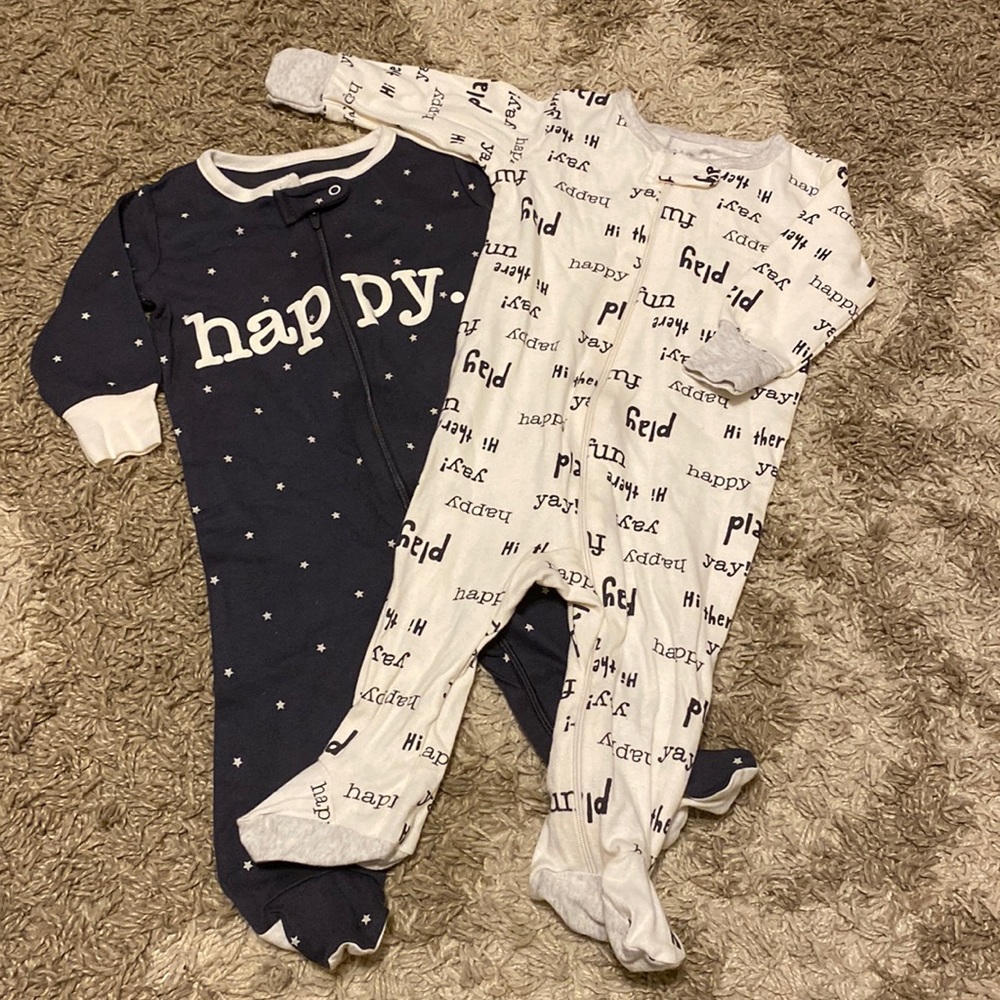 Infant pajama set. $10 size 3-6 months